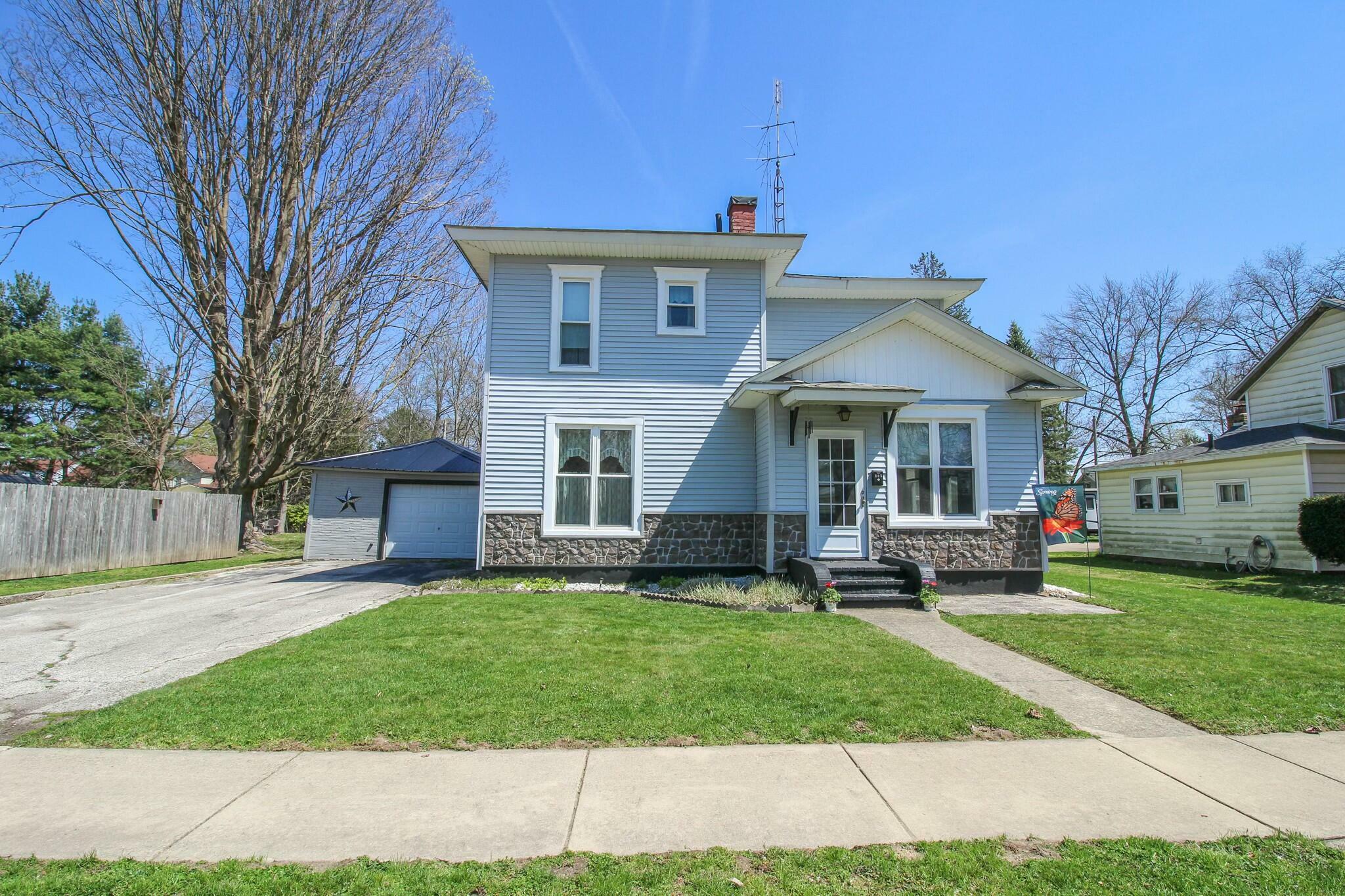 Property Photo: 305 N Douglas Avenue MI 49093