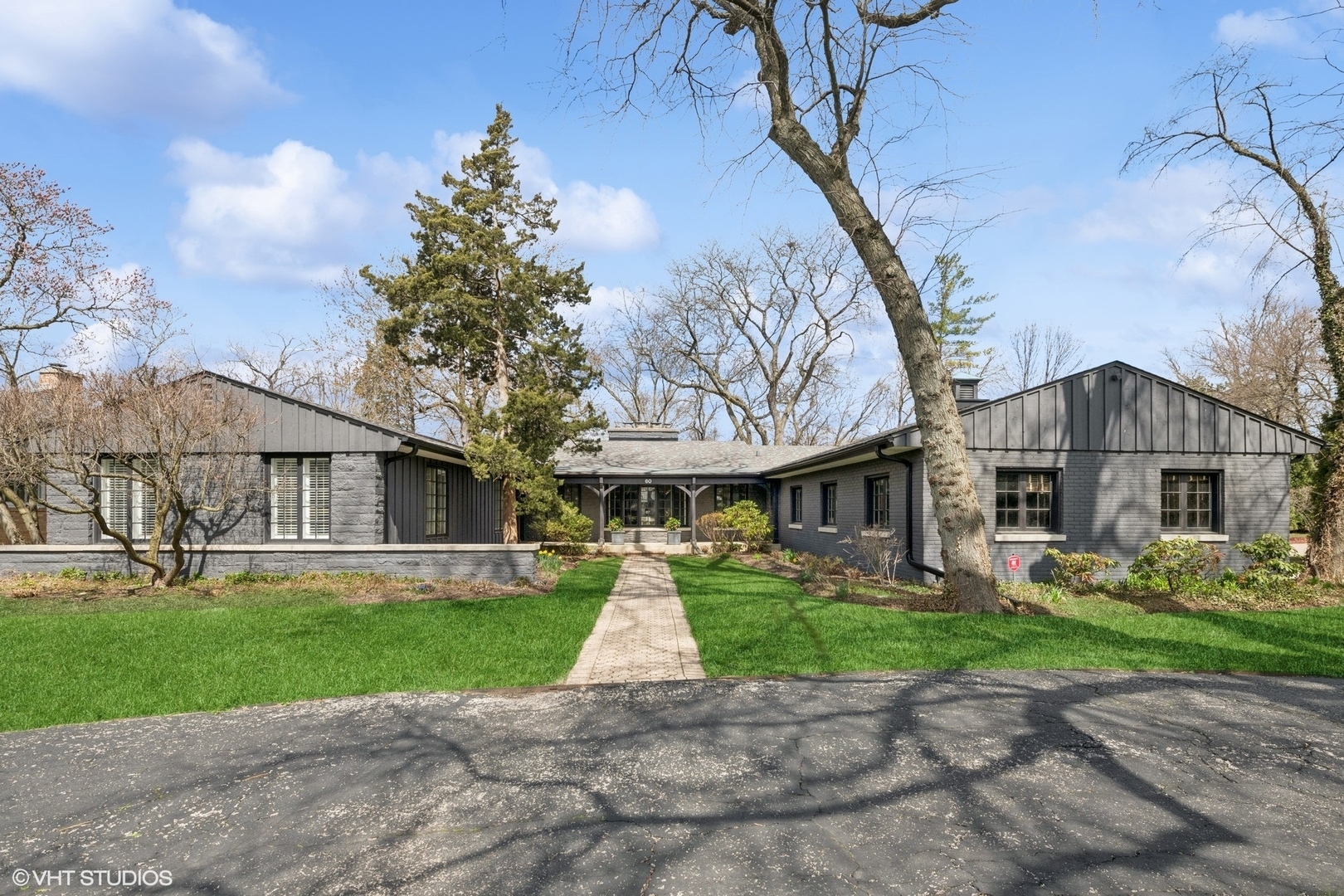 60 Park Lane  Golf IL 60029 photo