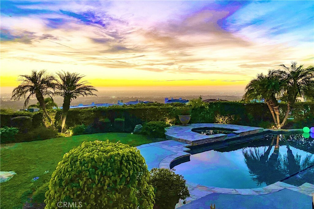 Property Photo:  5 Ridgeline Dr  CA 92660 
