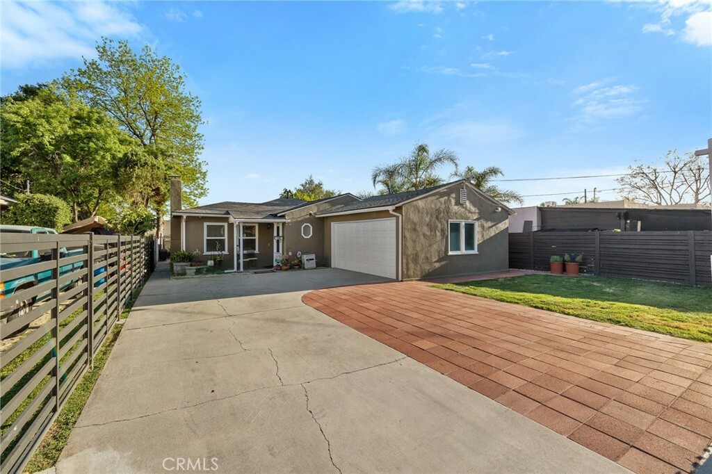 Property Photo:  608 Stonehurst Drive  CA 91001 