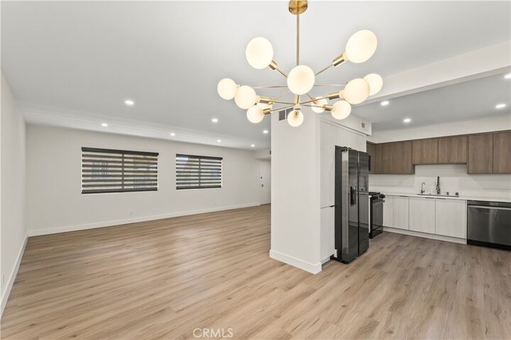 Property Photo:  600 W Stocker Street 303  CA 91202 