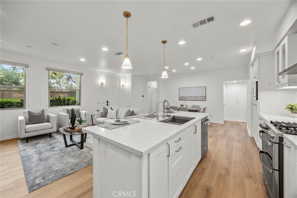 Property Photo: 130 Borrego CA 92618