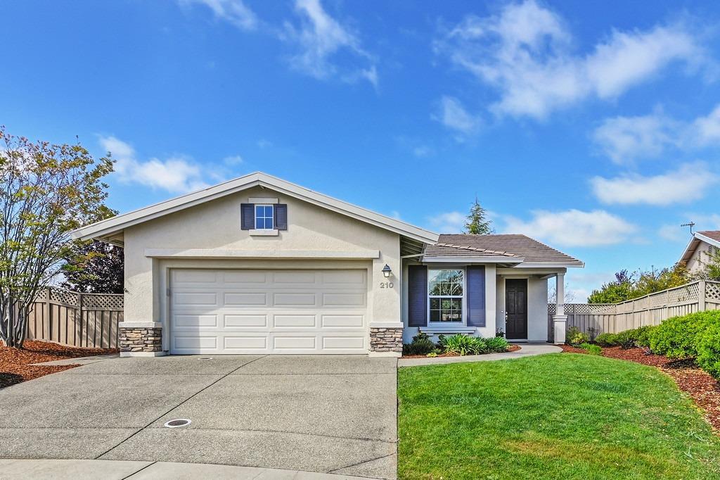 Property Photo: 210 Harper Court CA 95648