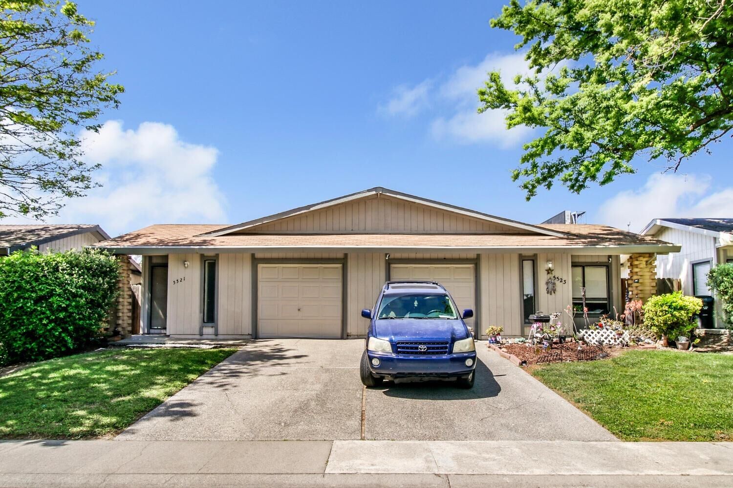 Property Photo: 5521 Missie Way CA 95841