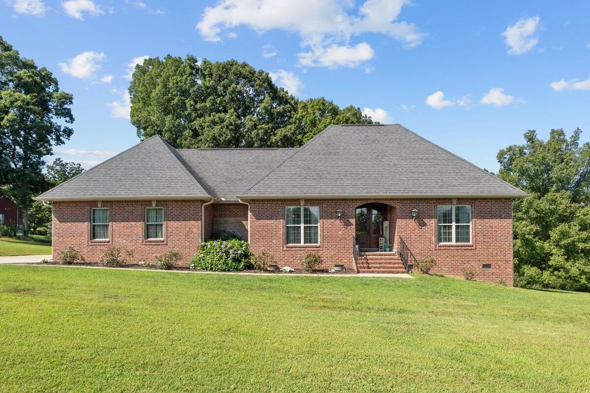 Property Photo:  1435 Petty Rd  TN 37187 