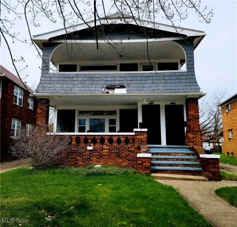 Property Photo: 5002 Archmere Avenue OH 44144