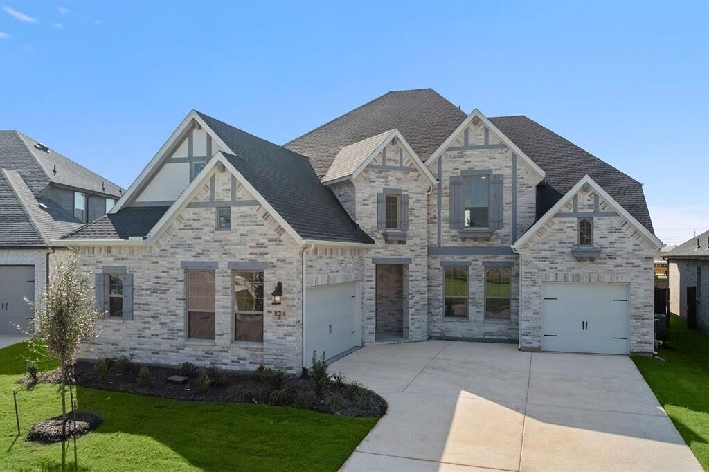Property Photo: 16204 Daucus Drive TX 76247