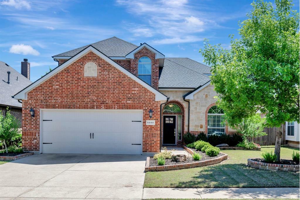 Property Photo: 5940 Tuleys Creek Drive TX 76137
