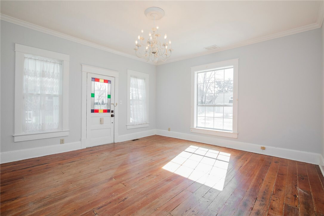 Property Photo: 511 W Pecan Street AR 72756