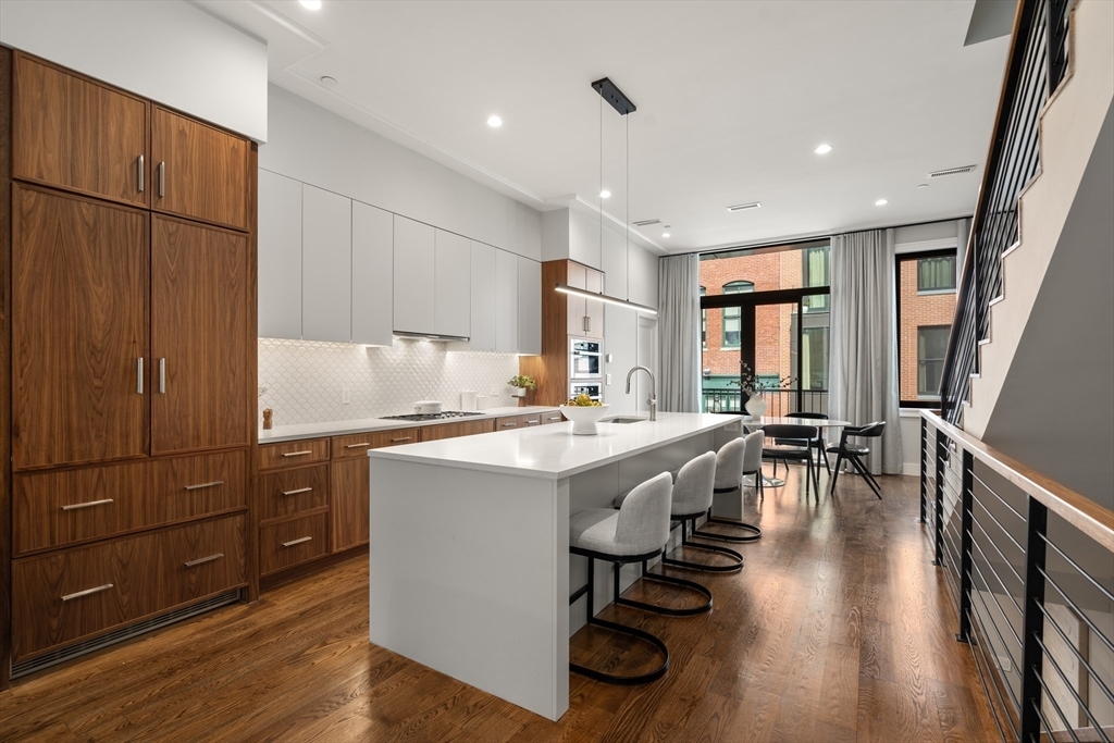 Property Photo: 1-17 Edgerly Pl 11 MA 02116