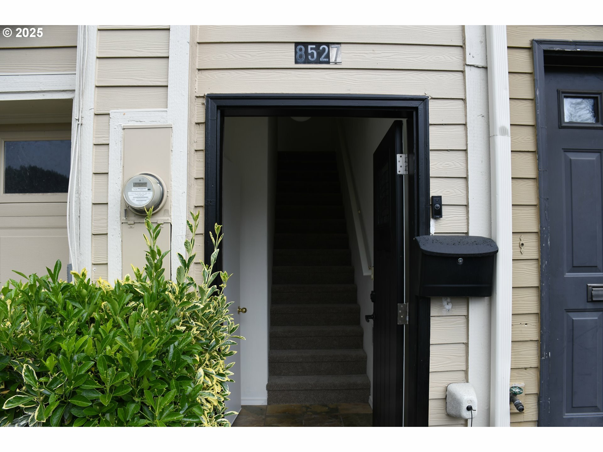 Property Photo: 8527 N Princeton St OR 97203