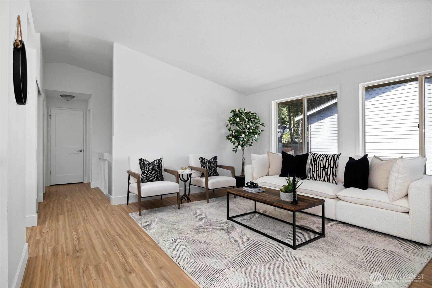 Property Photo:  1725  Electric Avenue  WA 98229 