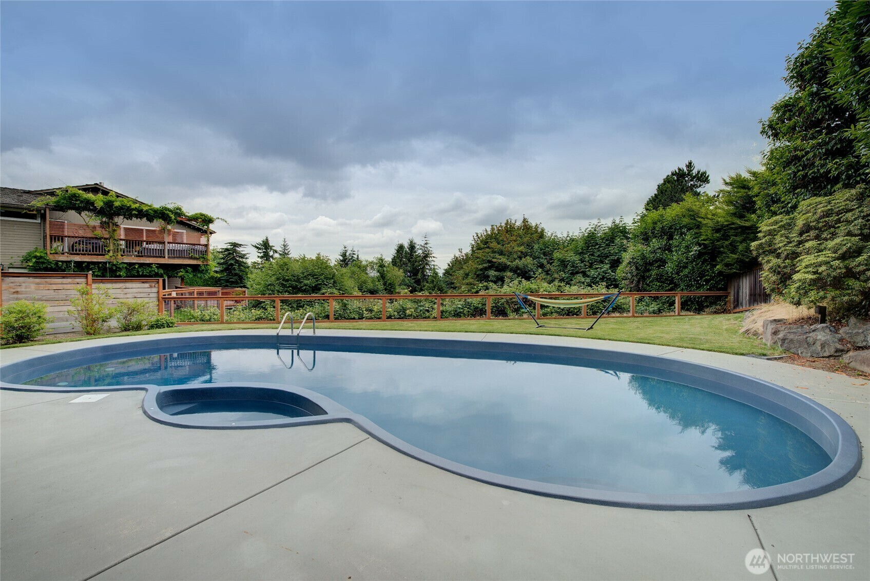 Property Photo: 4613 105th Avenue NE WA 98033
