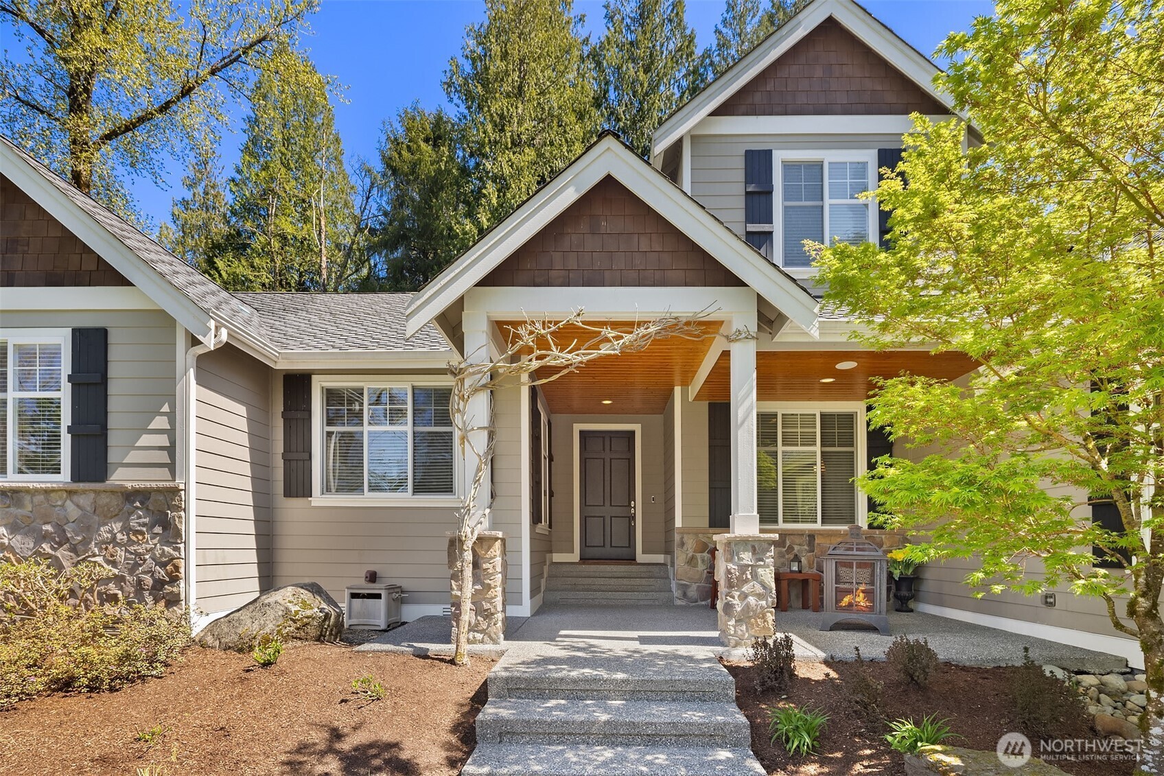 Property Photo: 23340 257th Avenue SE WA 98038