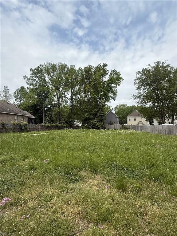 Property Photo: 6232 Old Townpoint Rd VA 23435