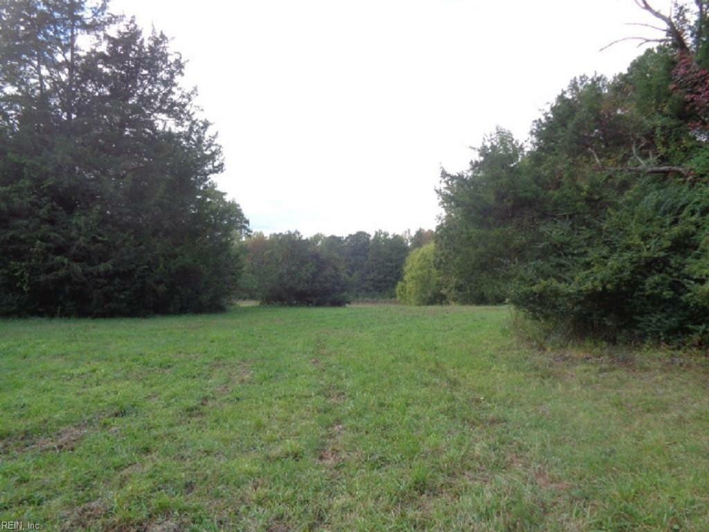 Property Photo: 42-14 Chippokes Farm Rd VA 23883