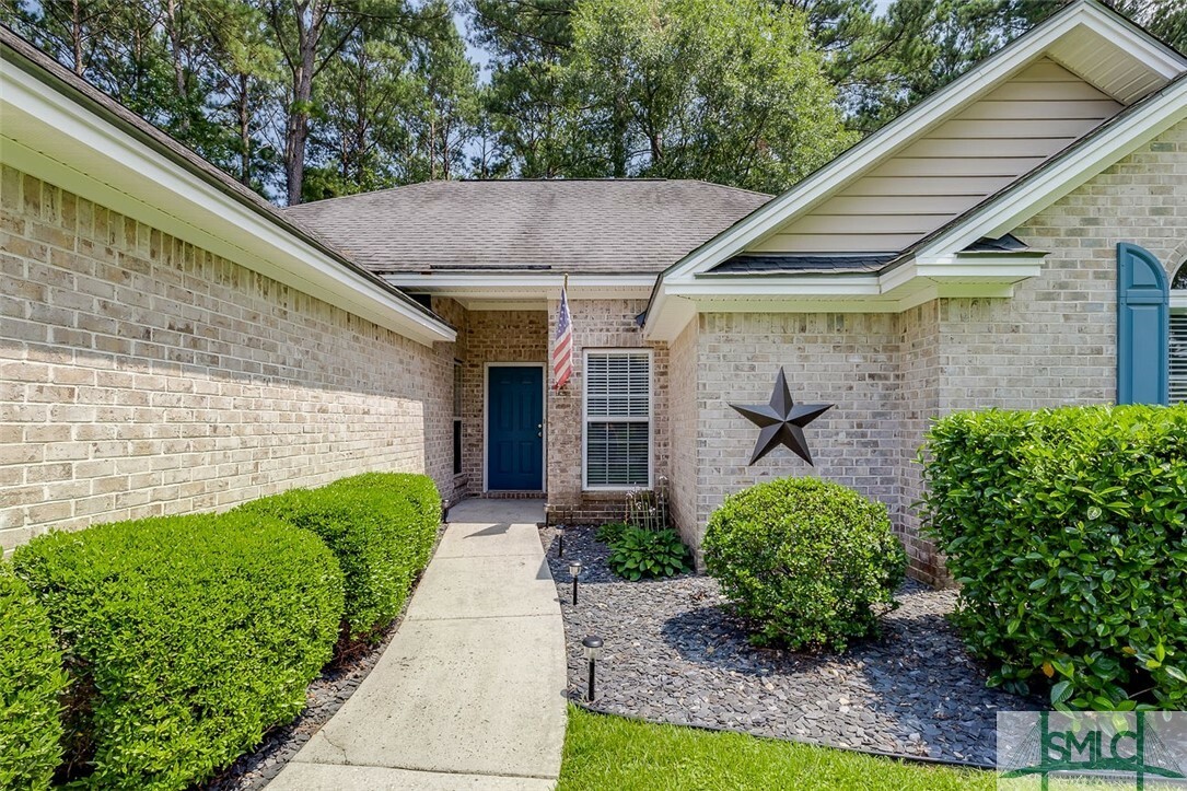Property Photo:  310 Silver Brook Circle  GA 31322 