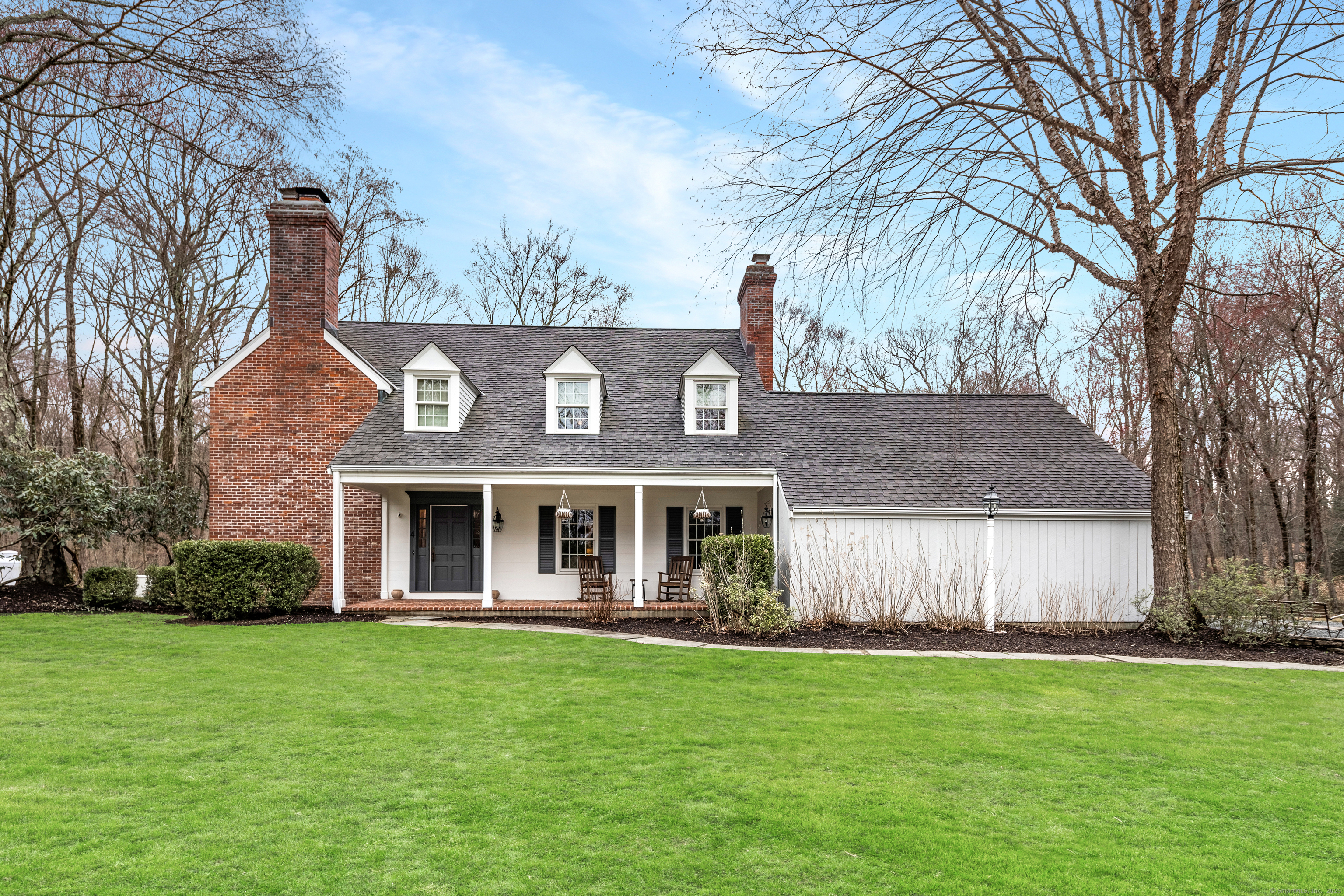 Property Photo: 4 Ledgewood Road CT 06896