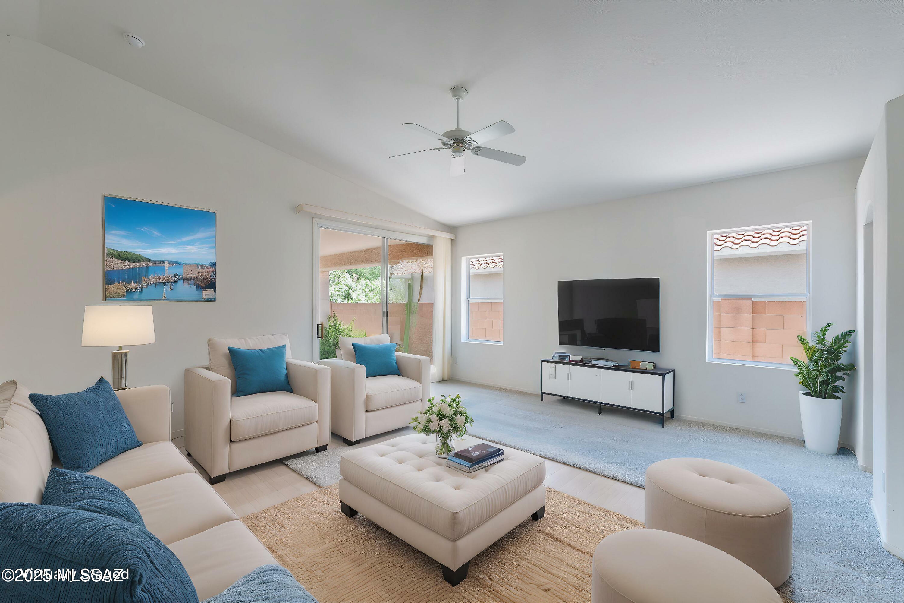 Property Photo: 12220 N New Dawn Avenue AZ 85755