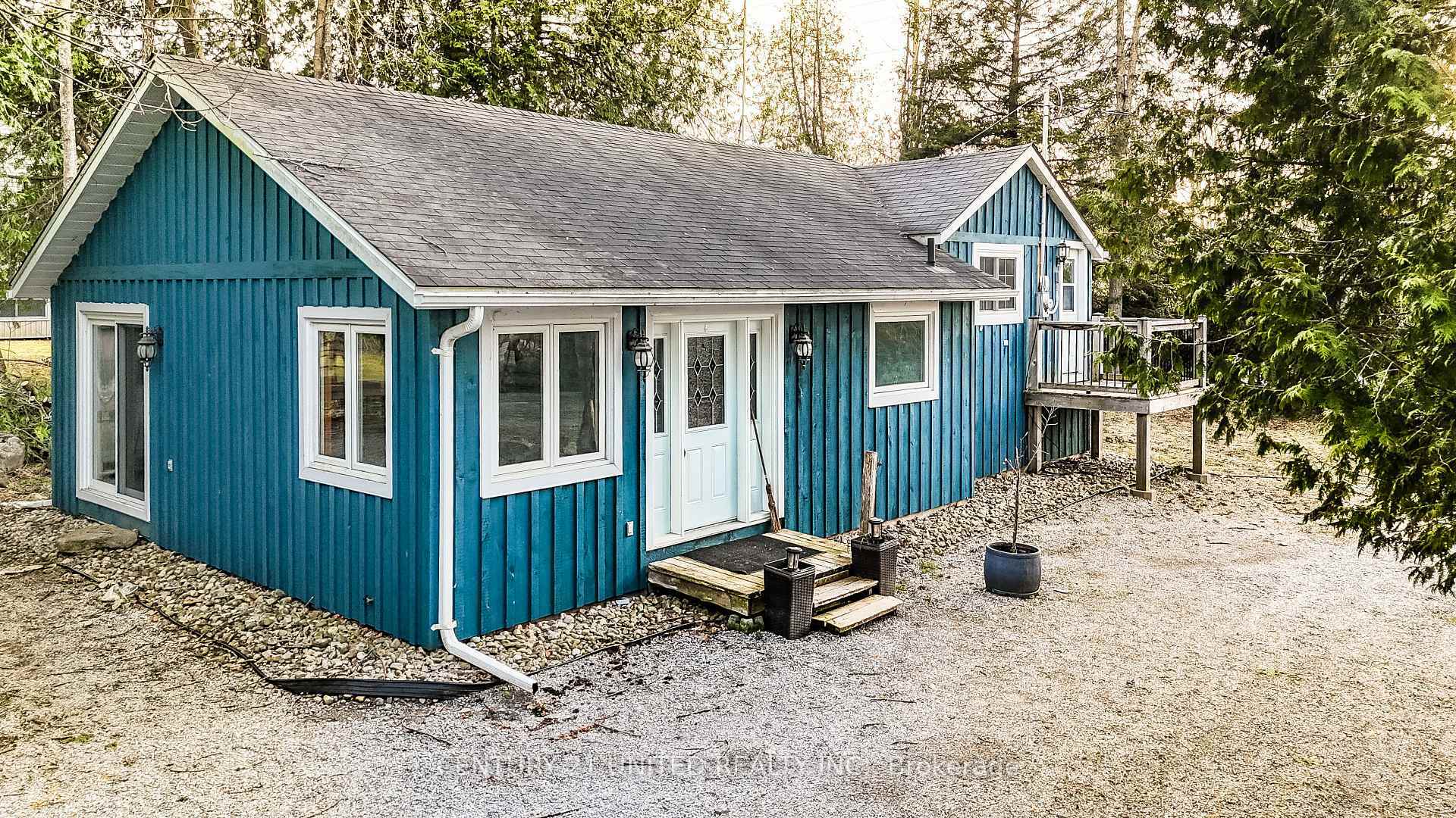 Property Photo: 2619 Buckhorn Road ON K0L 2H0