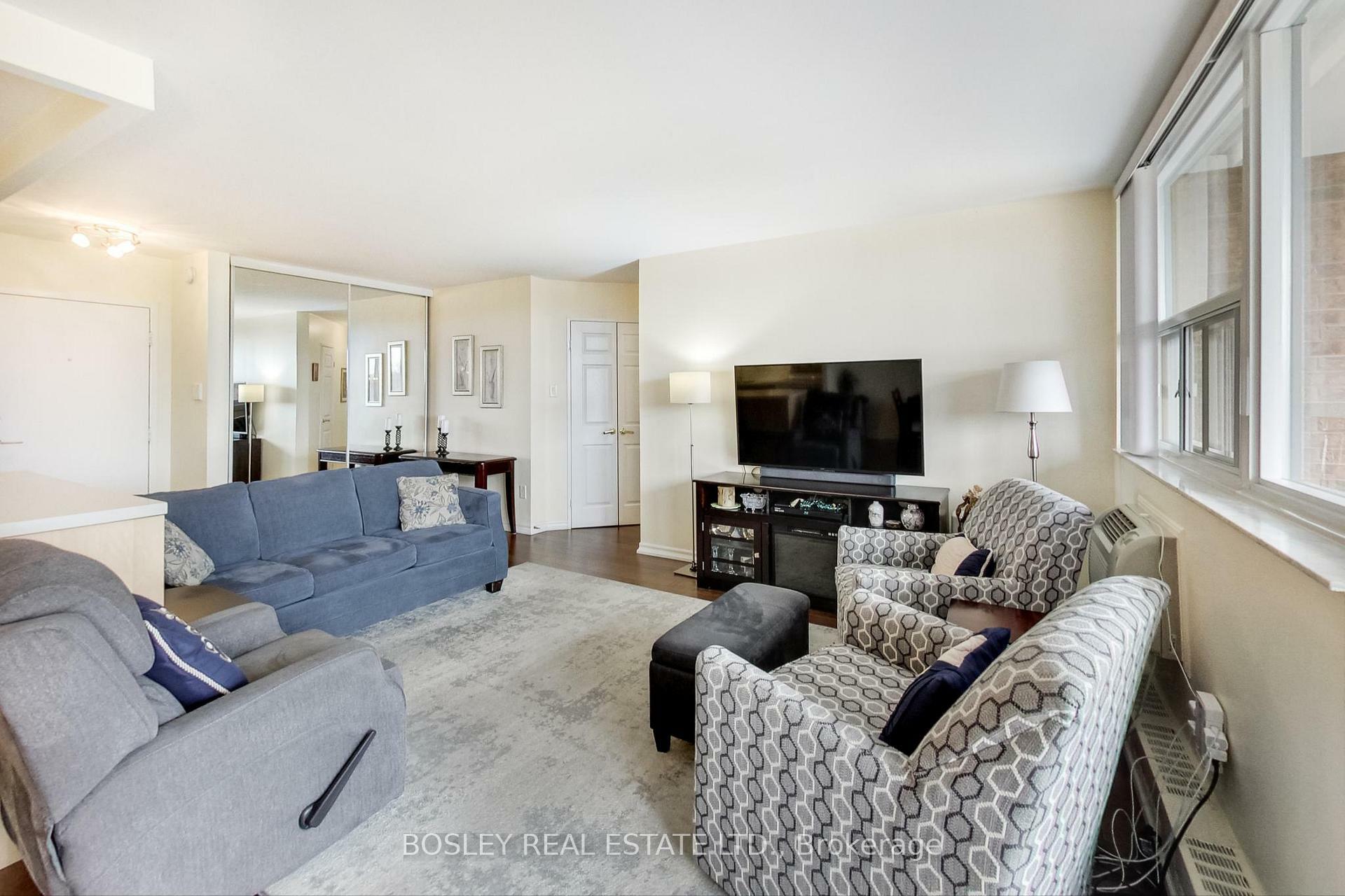Property Photo:  3501 Glen Erin Drive 503  ON L5L 2E9 