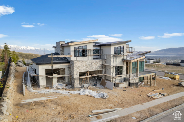 Property Photo: 4854 N Soleggiato Cir E UT 84043