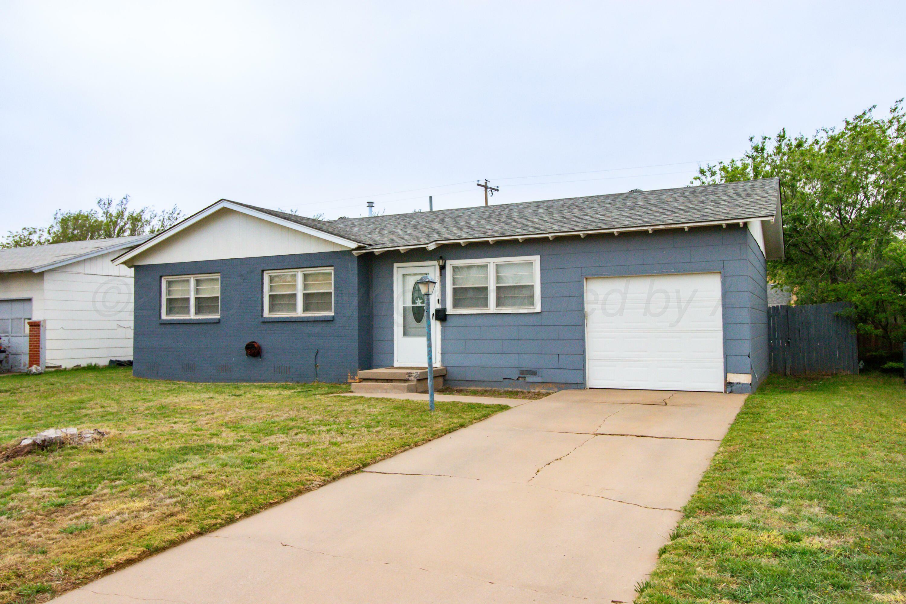 Property Photo: 3114 S Woodland Street TX 79103