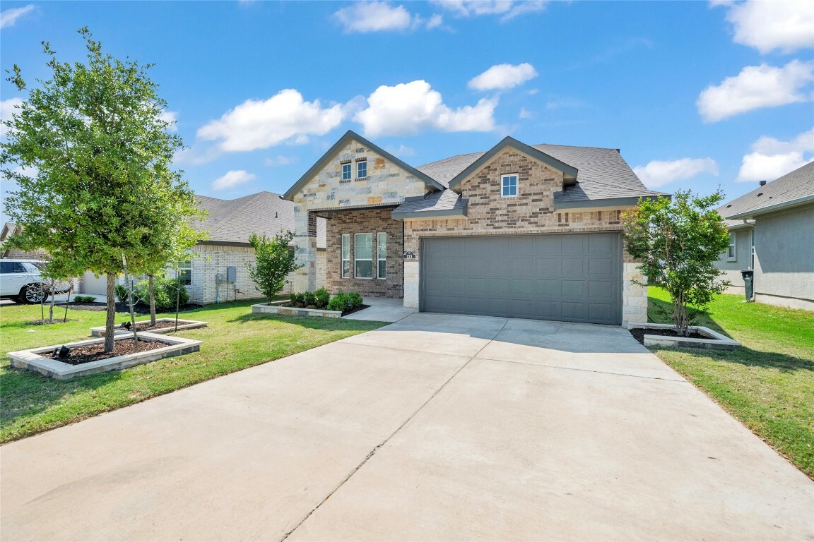 Property Photo: 125 High Plains Drive TX 78628