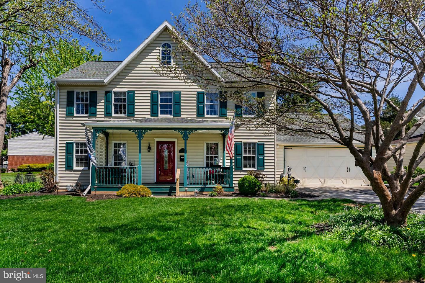 Property Photo: 497 Glenn Street PA 17055