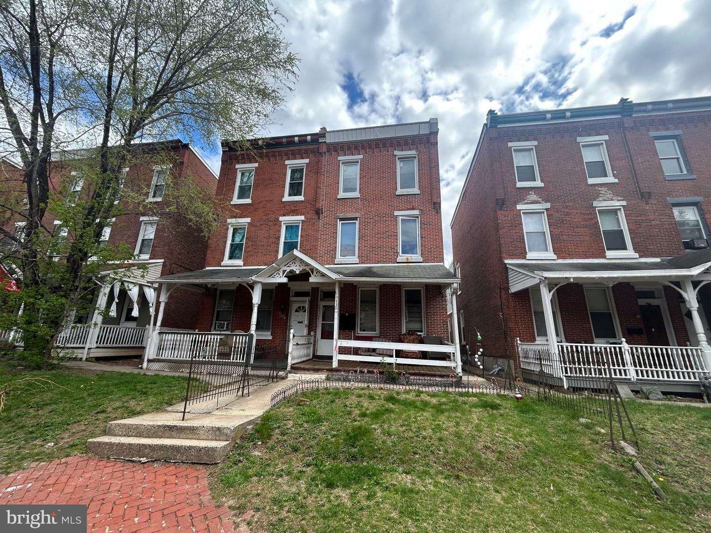 530 Stanbridge Street  Norristown PA 19401 photo