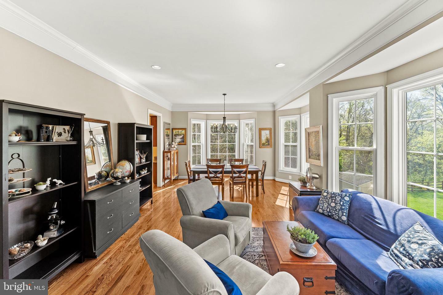 Property Photo: 9338 Falling Water Drive VA 20136