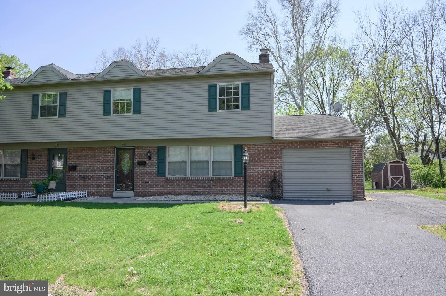 948 Homeland Drive  Lancaster PA 17601 photo