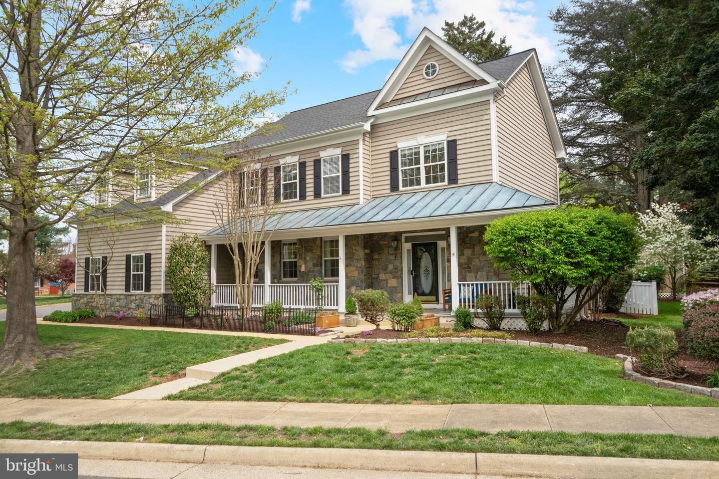 Property Photo: 317 Ayrlee Avenue NW VA 20176