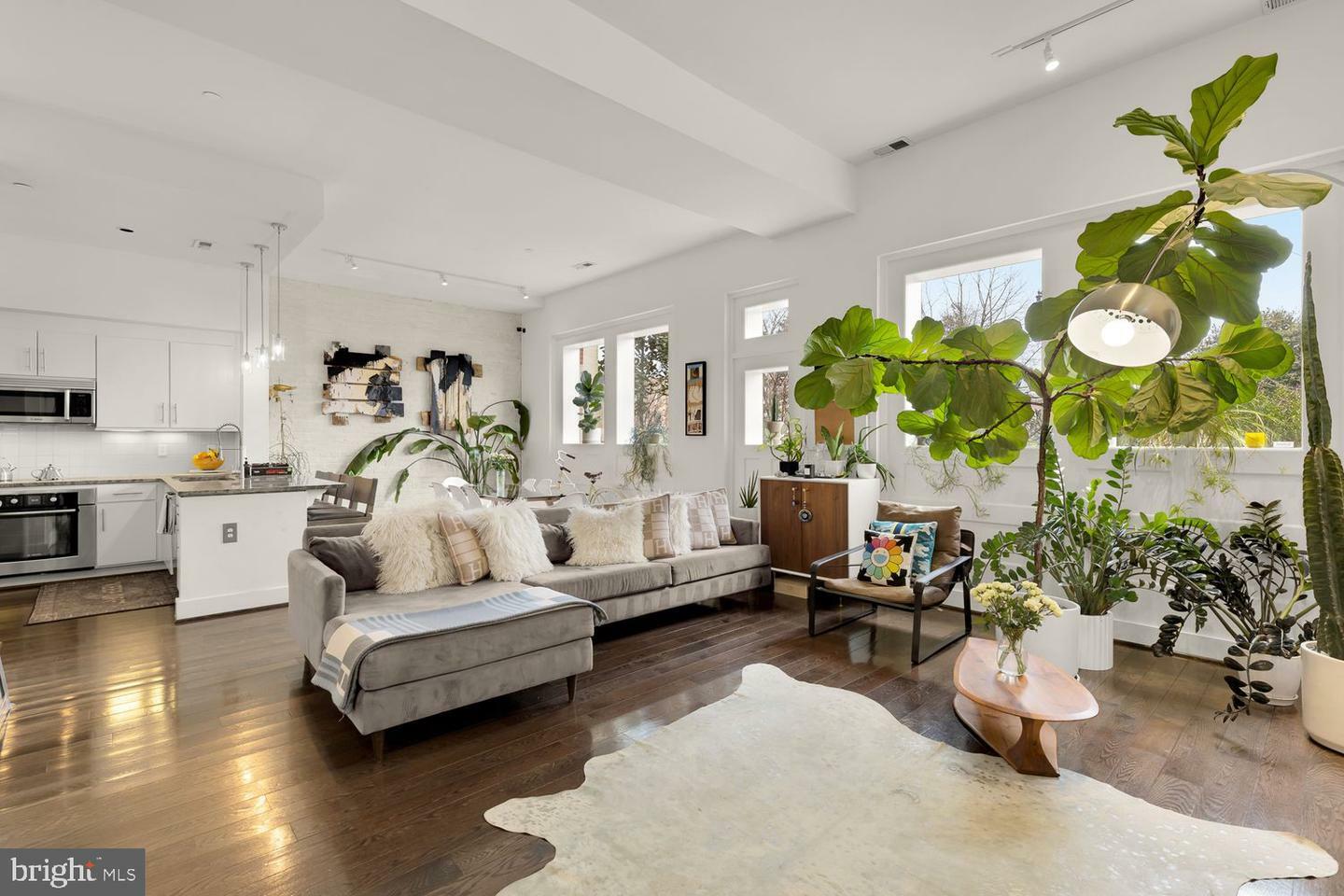 Property Photo: 1341 Maryland Avenue NE 103 DC 20002