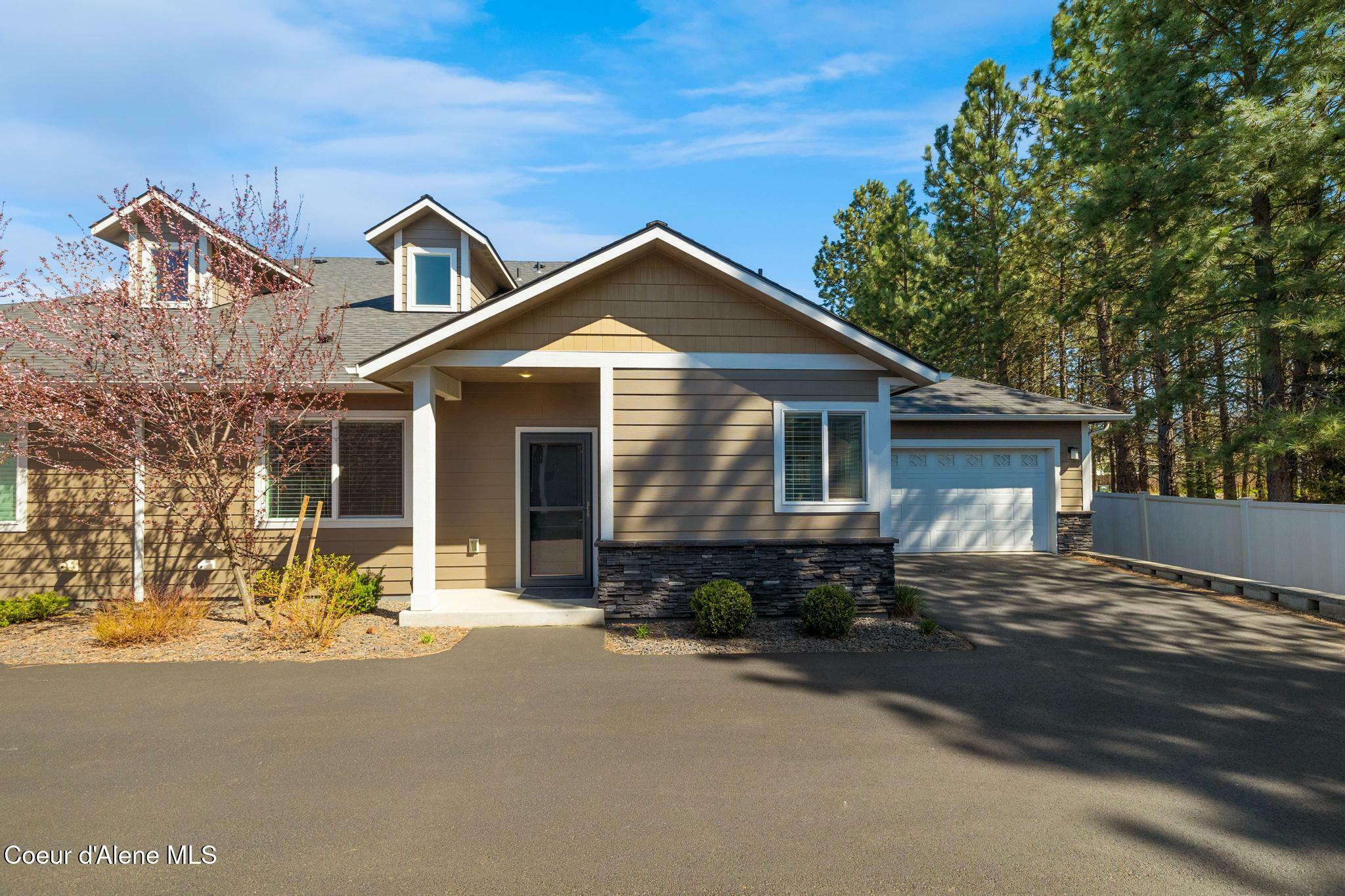 Property Photo: 1332 E Mordyl Loop ID 83854