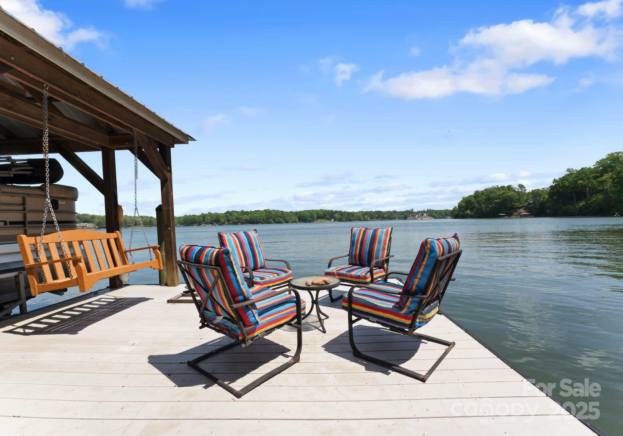 Property Photo: 1328 Astoria Parkway NC 28609