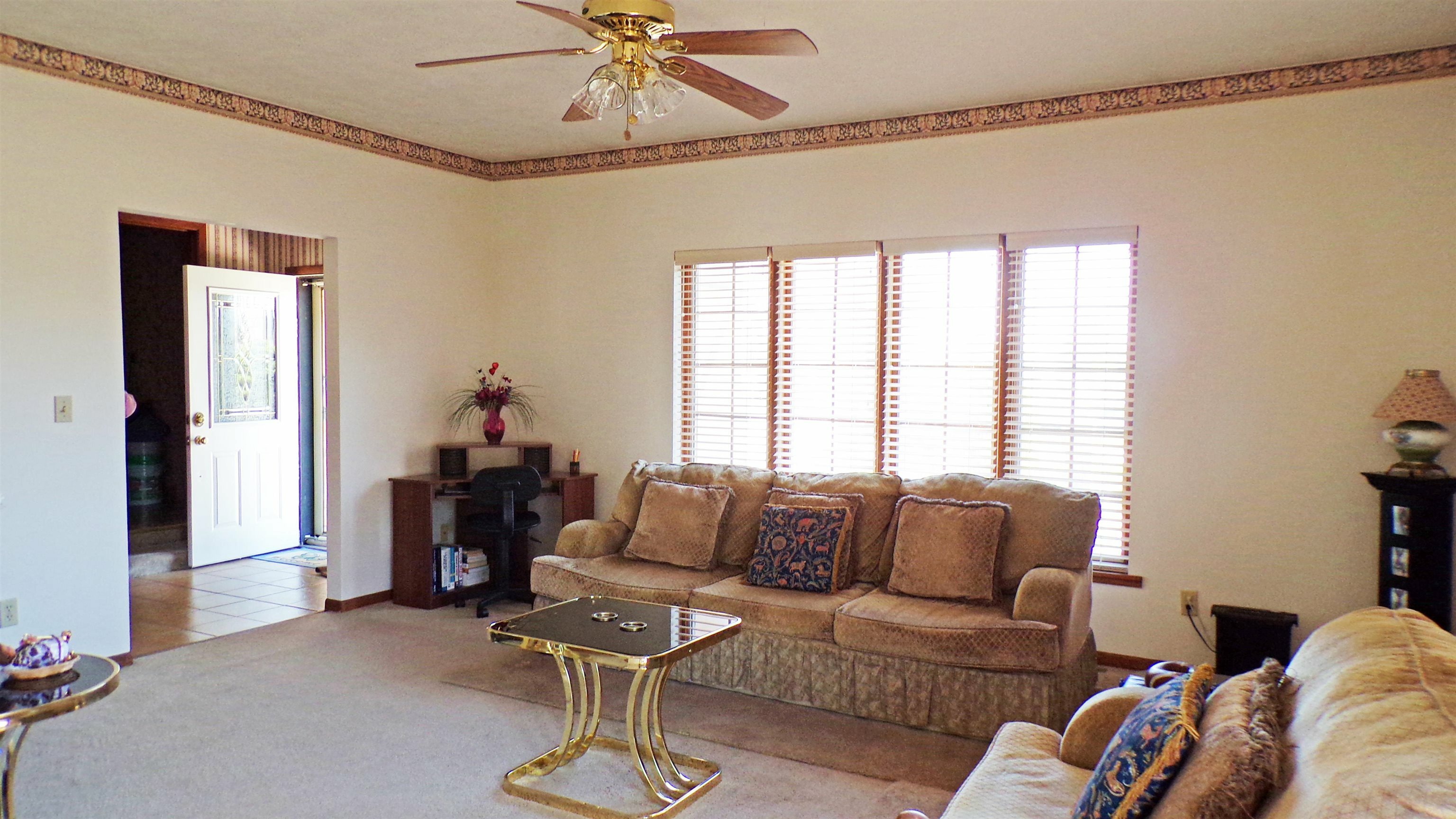 Property Photo: 2076 43rd Avenue NE 68601