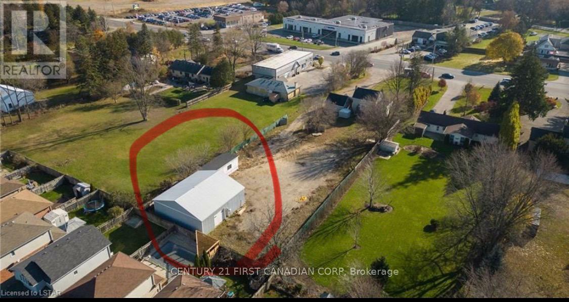 Property Photo: 2217 Wharncliffe Road South B ON N6P 1K9