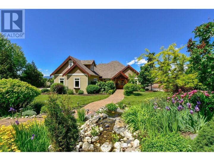 3672 Luxmoore Road  Kelowna BC V1W 4C7 photo