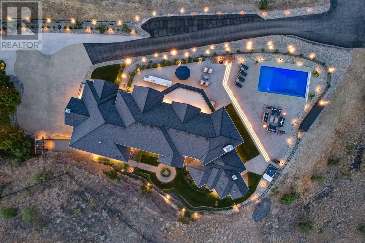 Property Photo: 1520 Vineyard Drive BC V4T 2Y7