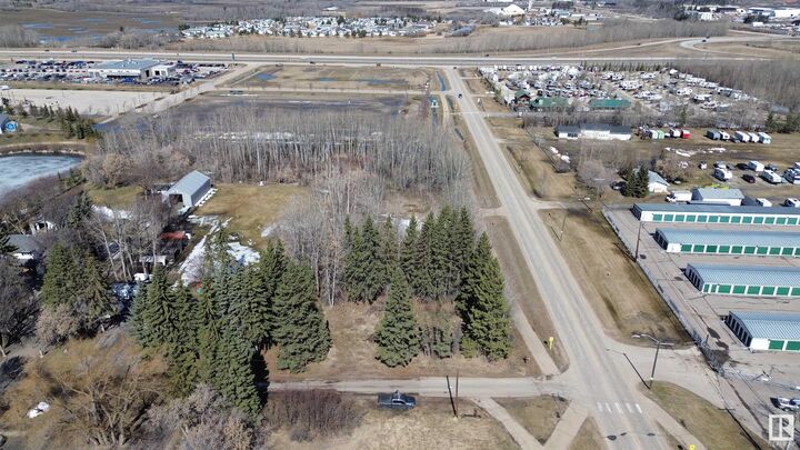 Property Photo:  4348 50 Street  AB T7Z 1L5 