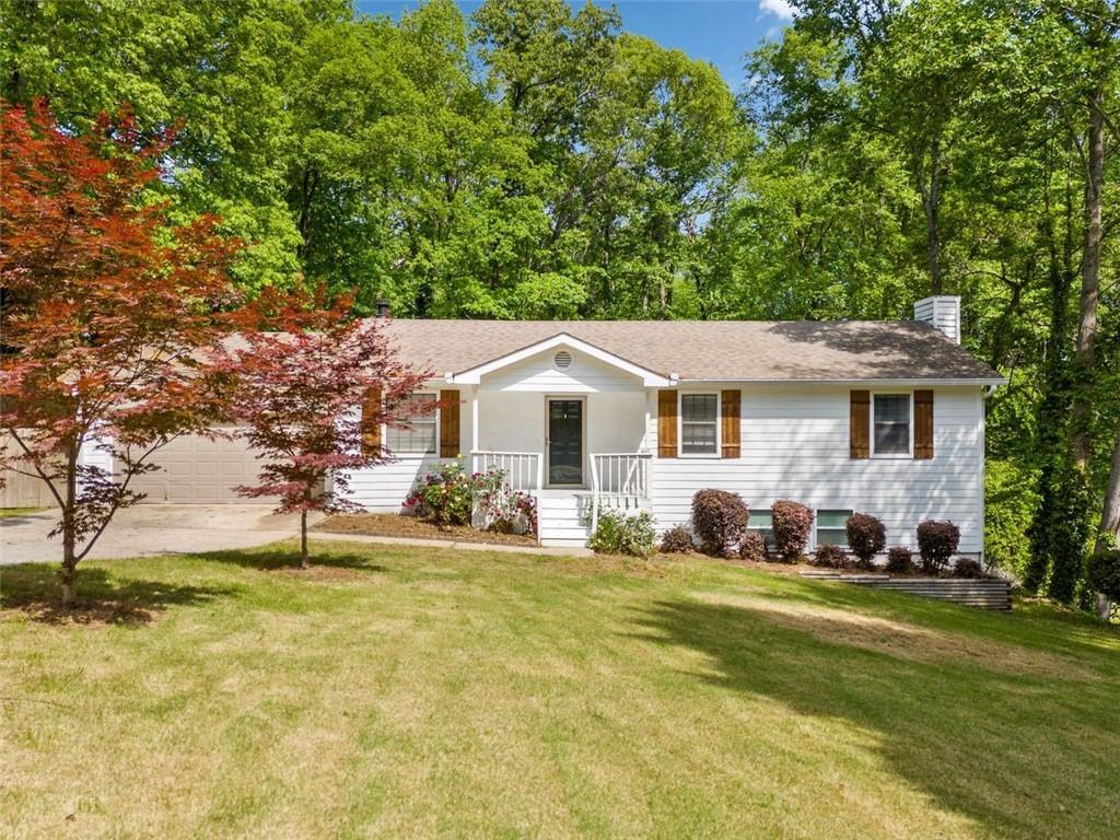 Property Photo: 1291 Sommerset Drive GA 30043
