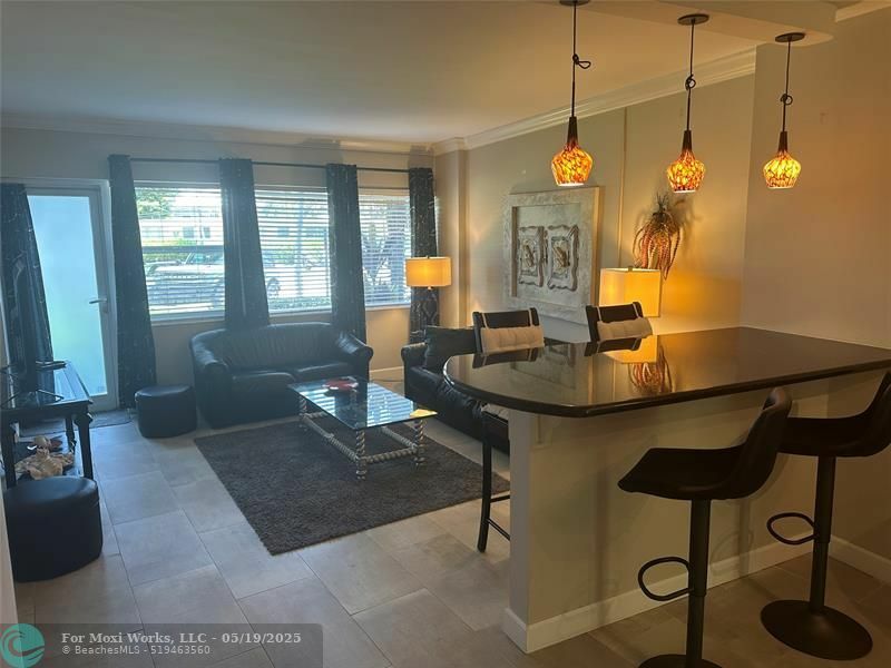 Property Photo: 3250 NE 28th St 109 FL 33308