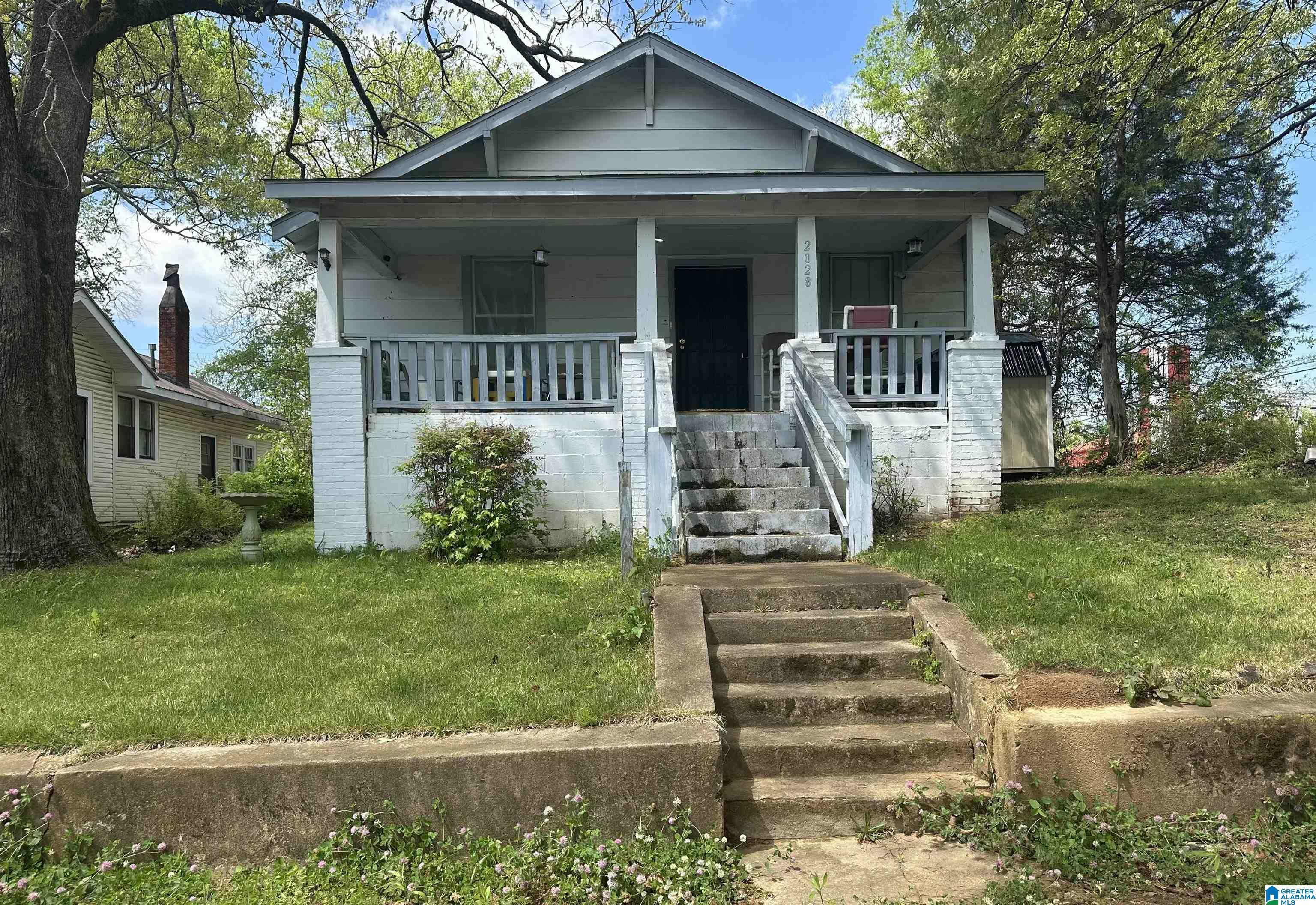 Property Photo: 2028 Noble Street AL 36201