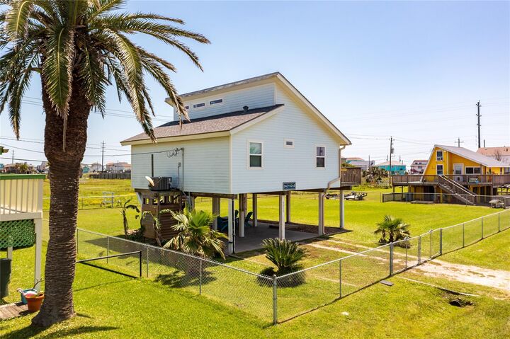 Property Photo: 4215 San Jacinto Drive TX 77554