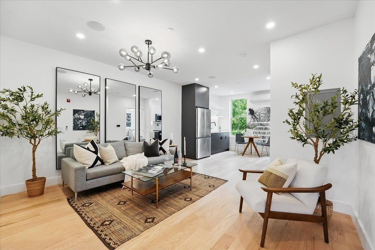 Property Photo:  347 Pavonia Ave 3  NJ 07302 