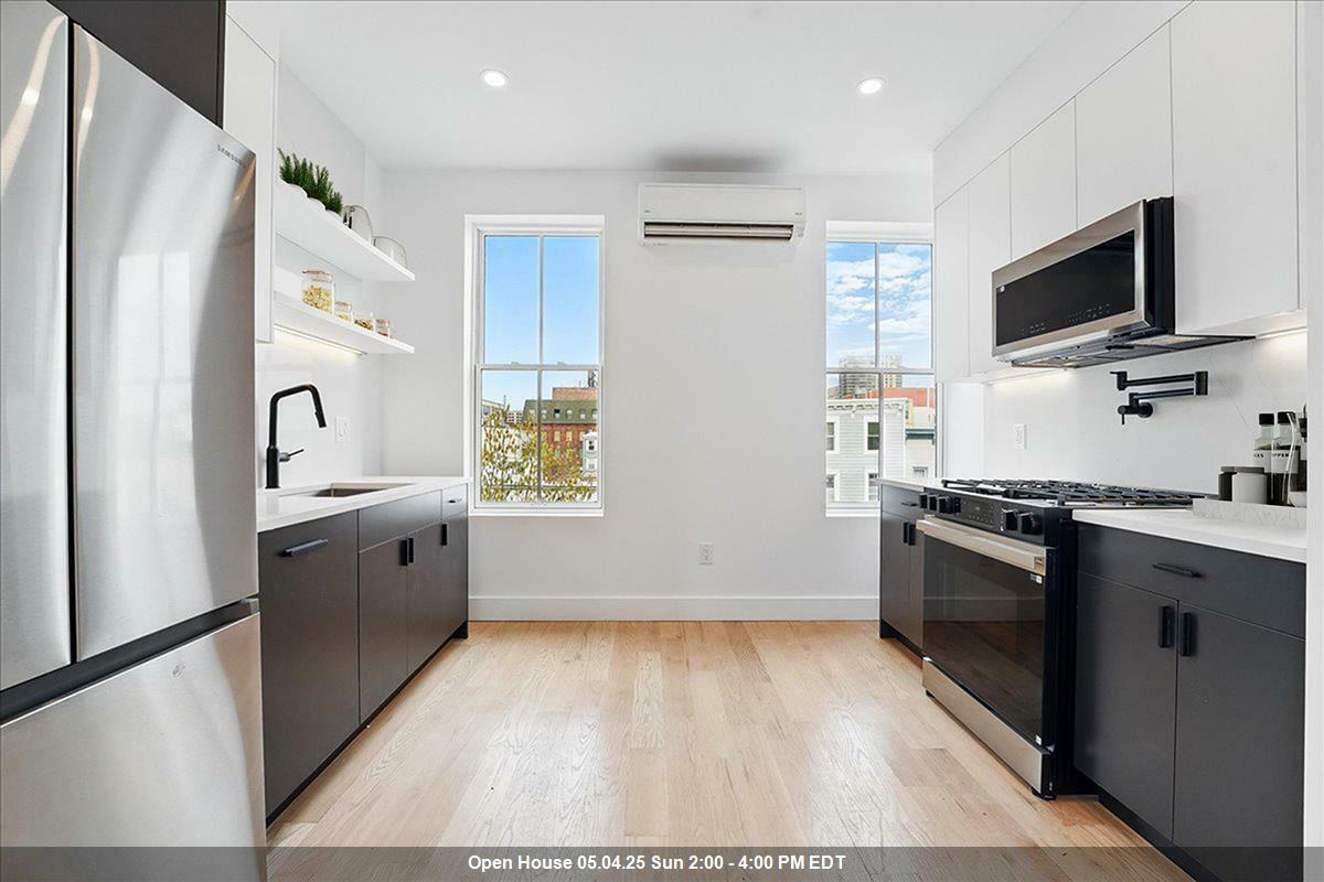 Property Photo: 347 Pavonia Ave 3 NJ 07302