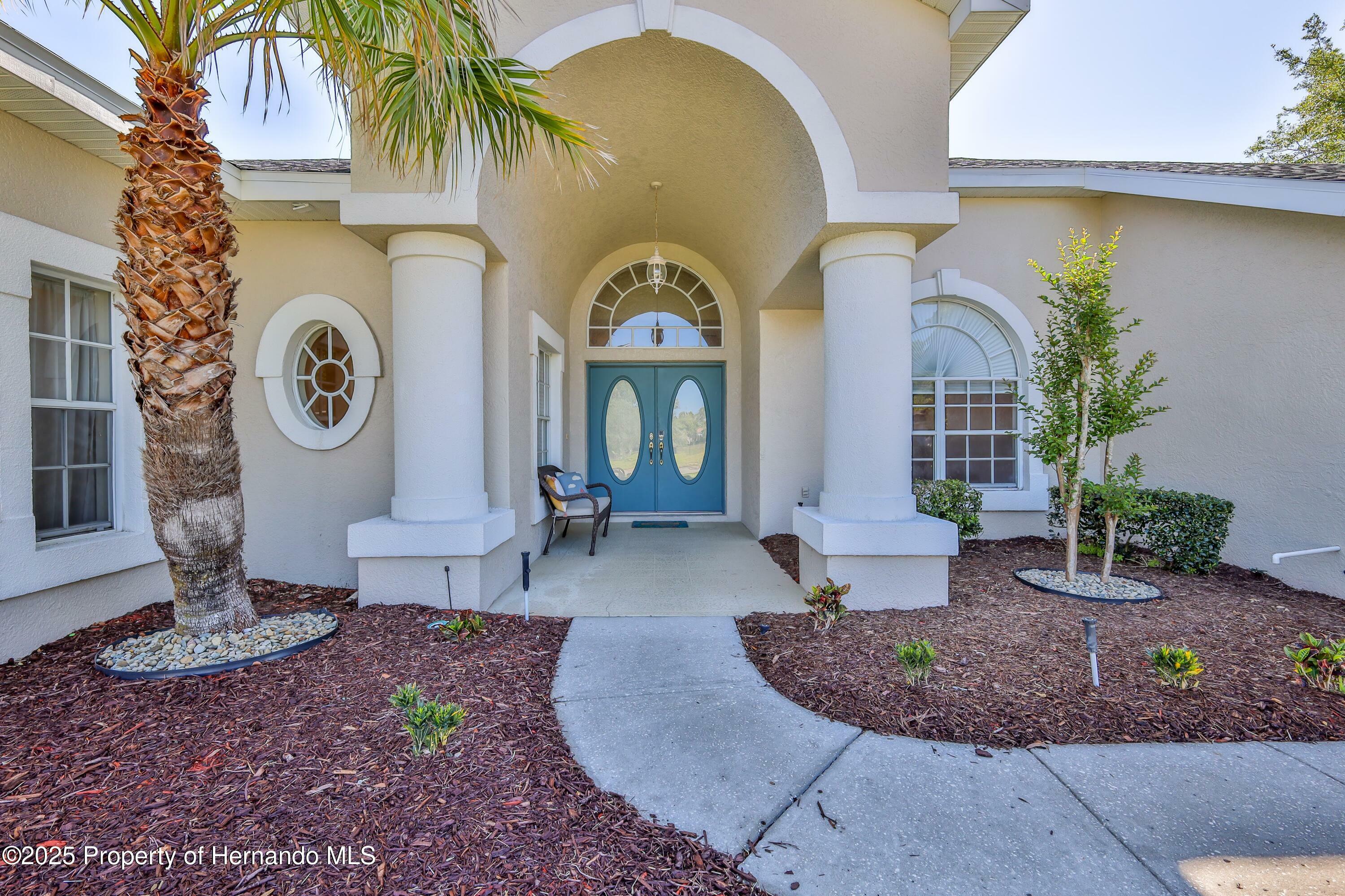 Property Photo: 4044 Chesterfield Drive FL 34609