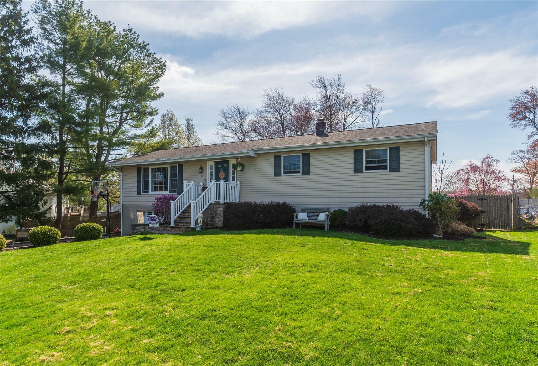 13 Tulip Lane  Monroe NY 10950 photo
