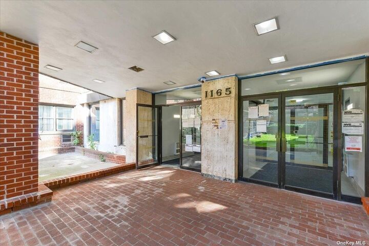 Property Photo:  1165 E 54th Street 3K  NY 11234